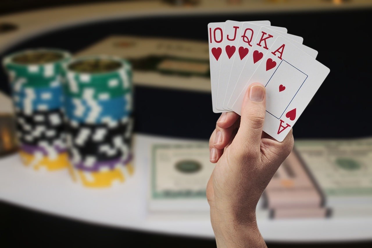 Pemain XO365 merayakan kemenangan jackpot slot online terbesar